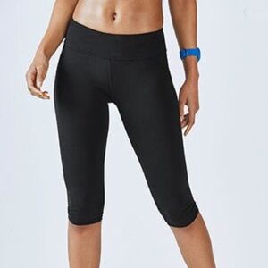 ❤️FABLETICS Define Midrise Crop legging- Small Black